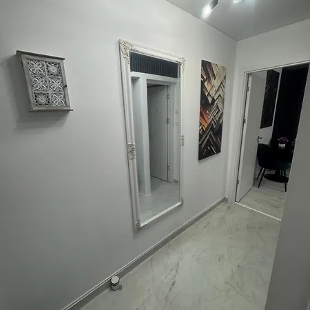 Eva Apartment *